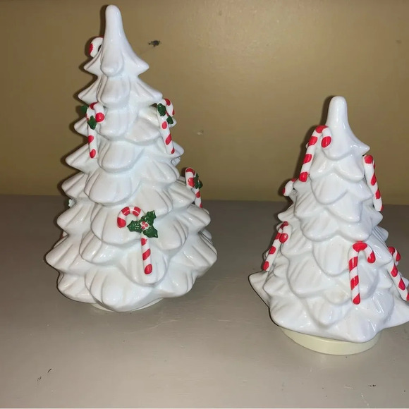 Set 2 White Ceramic Music Box Christmas Trees EUC - Picture 2 of 5